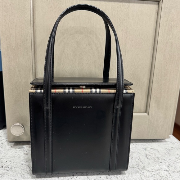 Burberry Other - BURBERRY NOVA CHECK LEATHER BLACK HANDBAG
AUTHENTIC